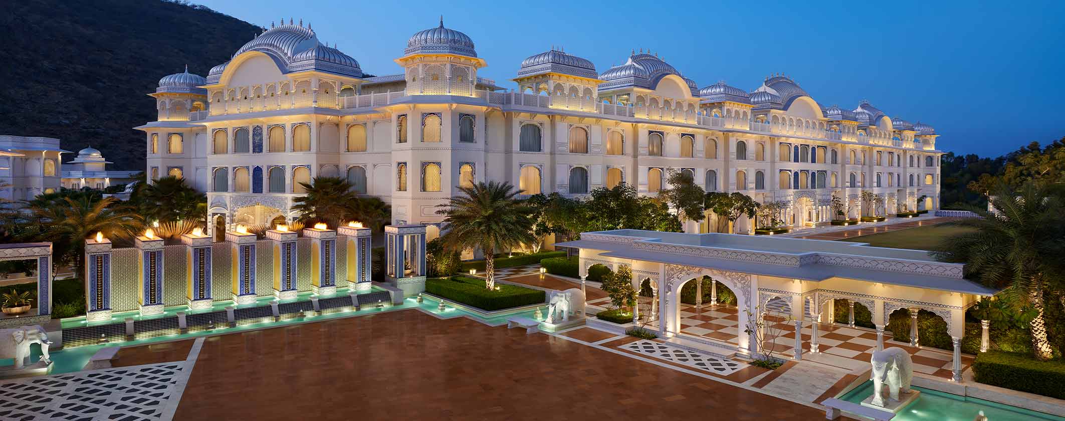 the-leela-palace-jaipur-new-luxury-hotel-in-jaipur-indian-safaris